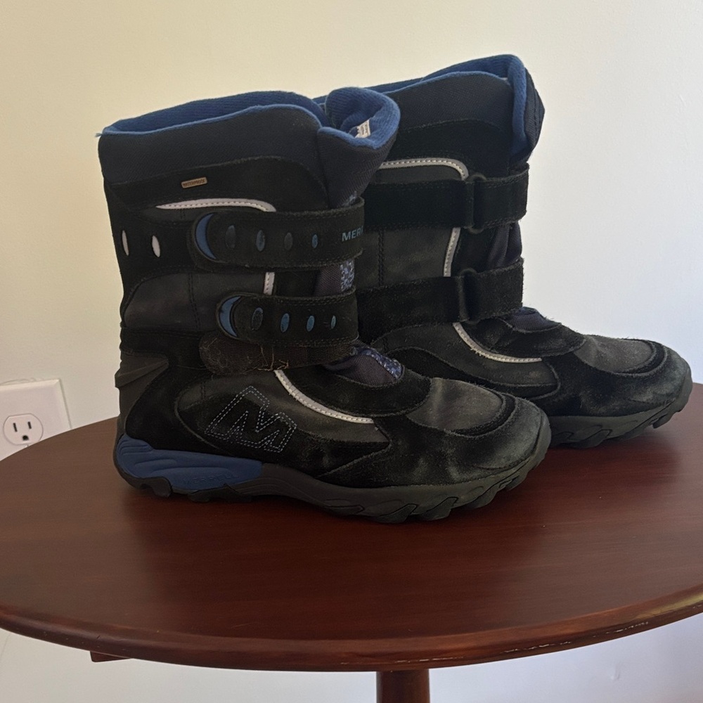 Merrell Kids Black and Navy Boots